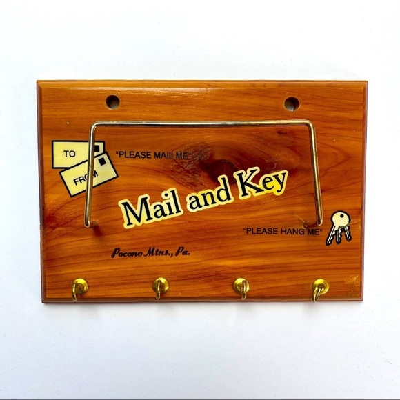 Vintage Wooden Mail 4 Key Hook Plaque mid century modern mcm farmhouse cottage - Picture 1 of 4